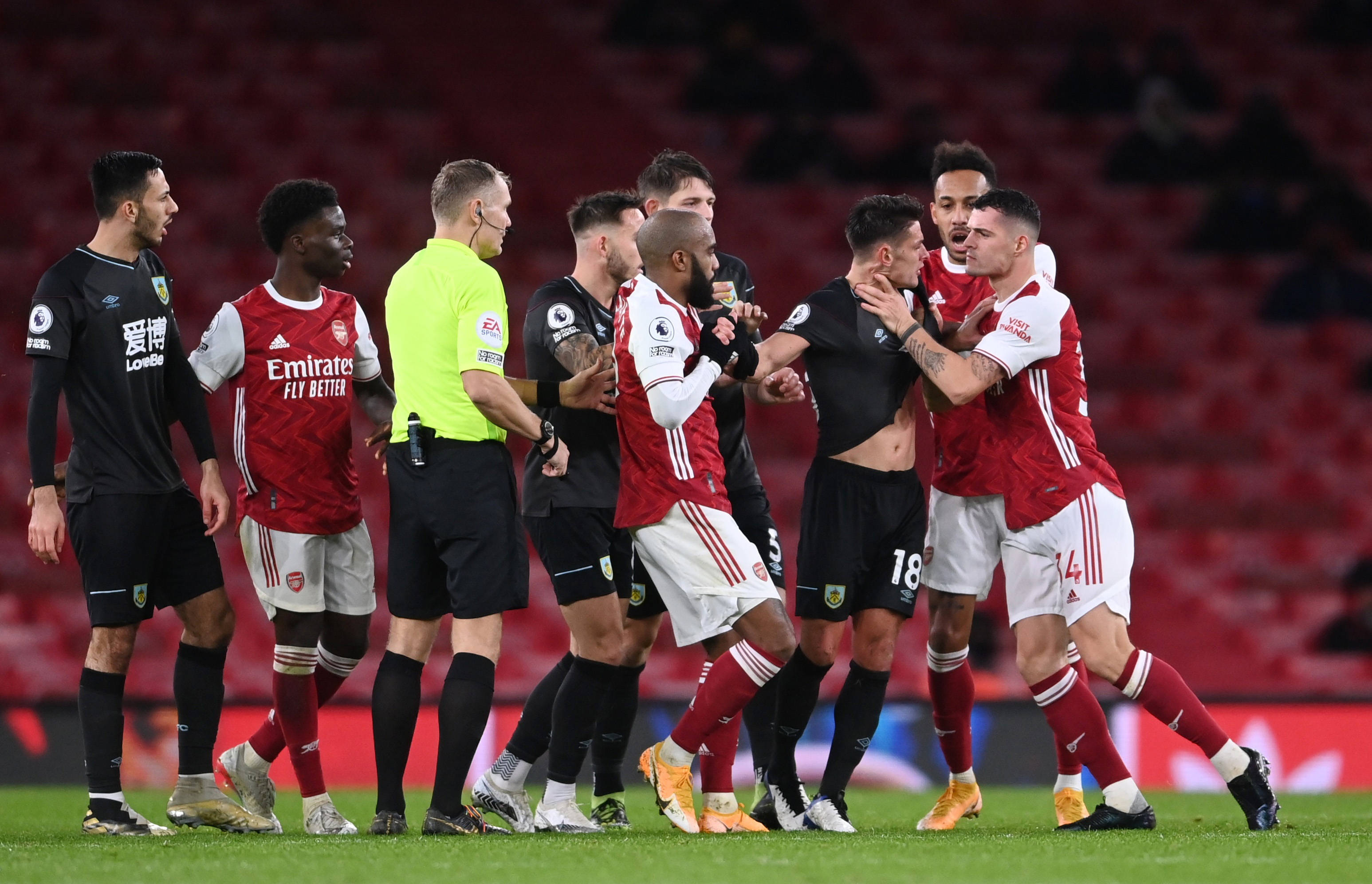 为家乡而战！门将李新宇在中甲和苏超两线奔波，成“最忙打工人”.